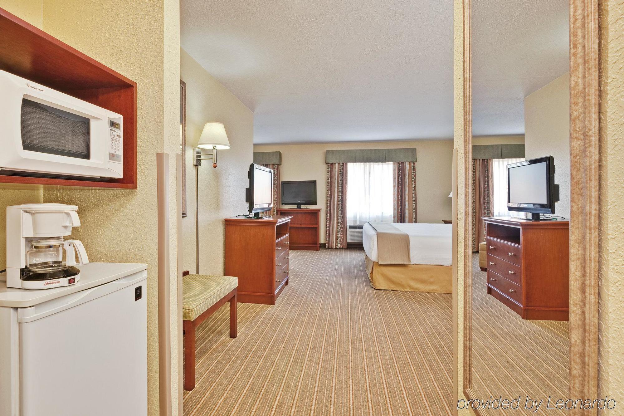 Holiday Inn Express Winfield - Teays Valley Hurricane Номер фото