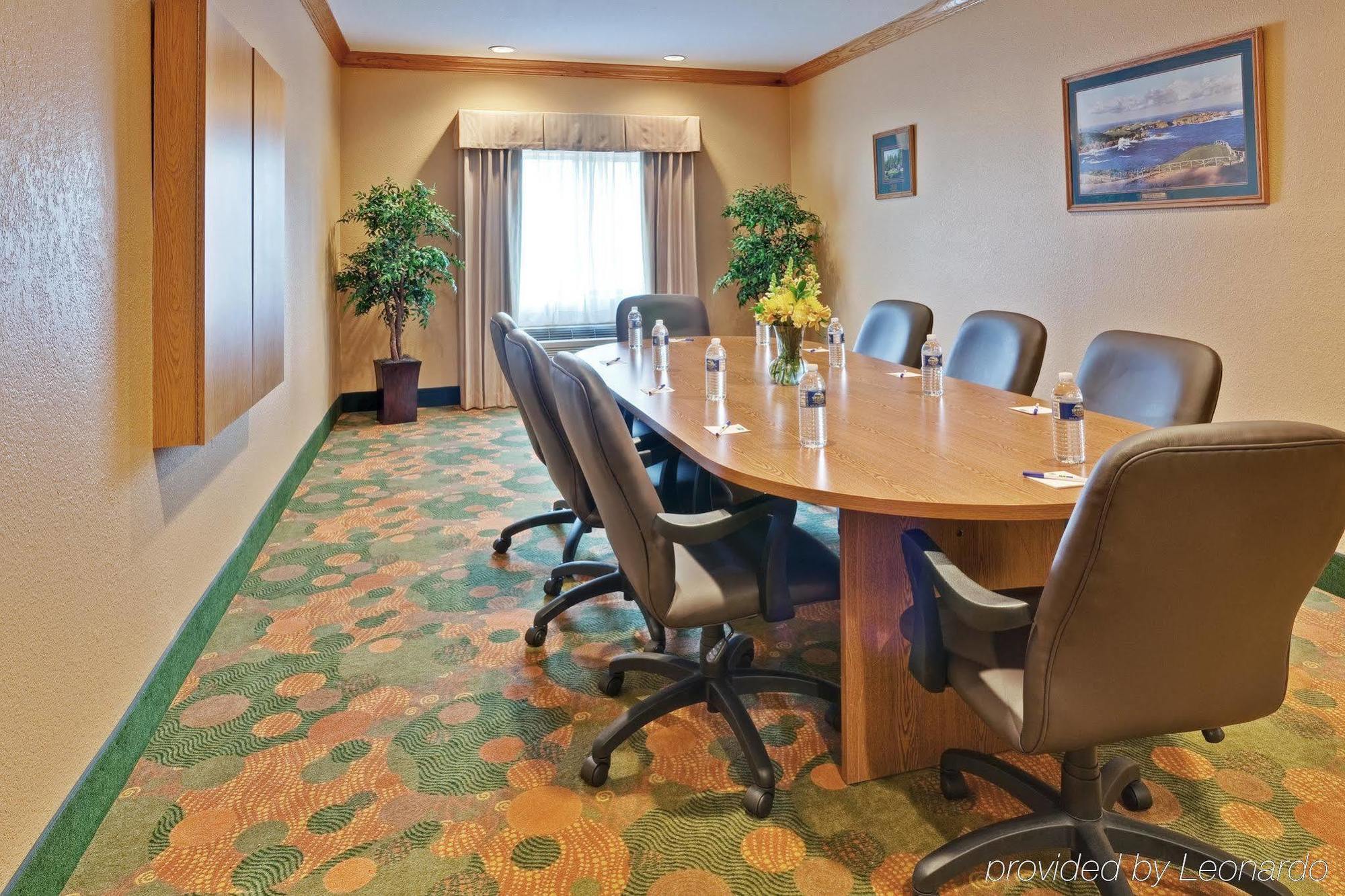 Holiday Inn Express Winfield - Teays Valley Hurricane Удобства фото